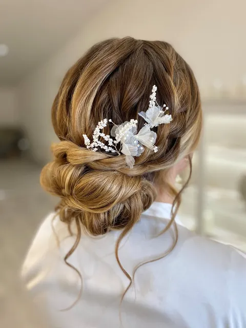 Bridal hair and makeup by Jessica-Jade