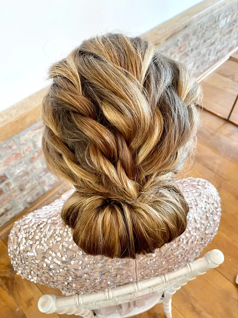 Bridal hair and makeup styling by Jessica-Jade