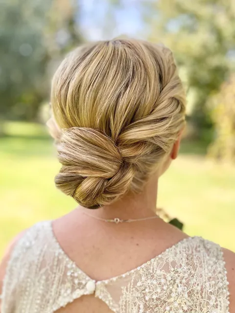Bridal hair and makeup styling by Jessica-Jade