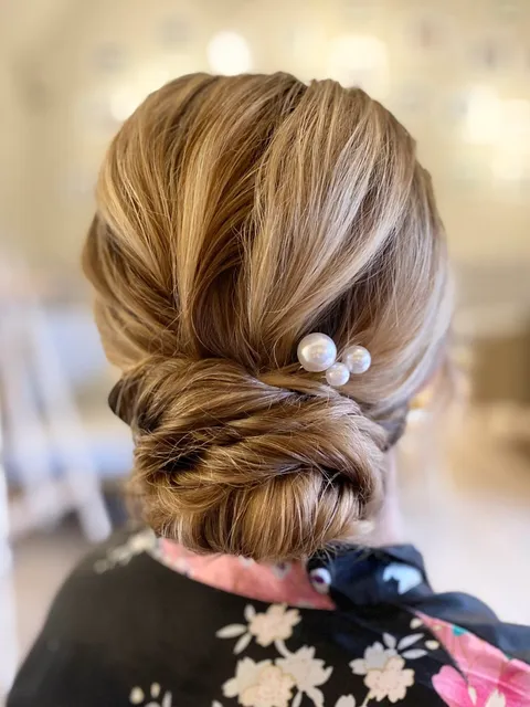 Bridal hair and makeup styling by Jessica-Jade