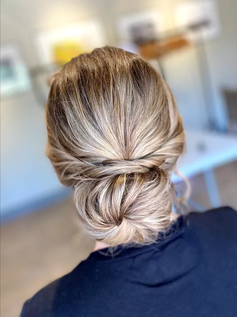Bridal hair and makeup styling by Jessica-Jade